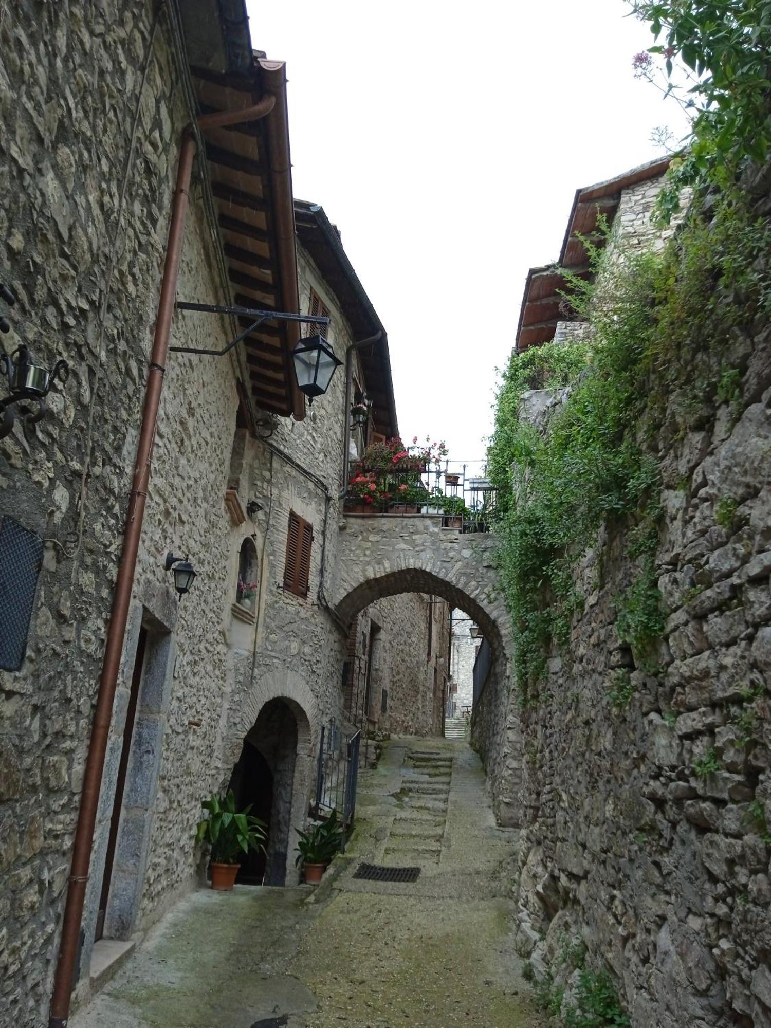 Casa Belvedere A Valle San Martino Di 스폴레토 외부 사진