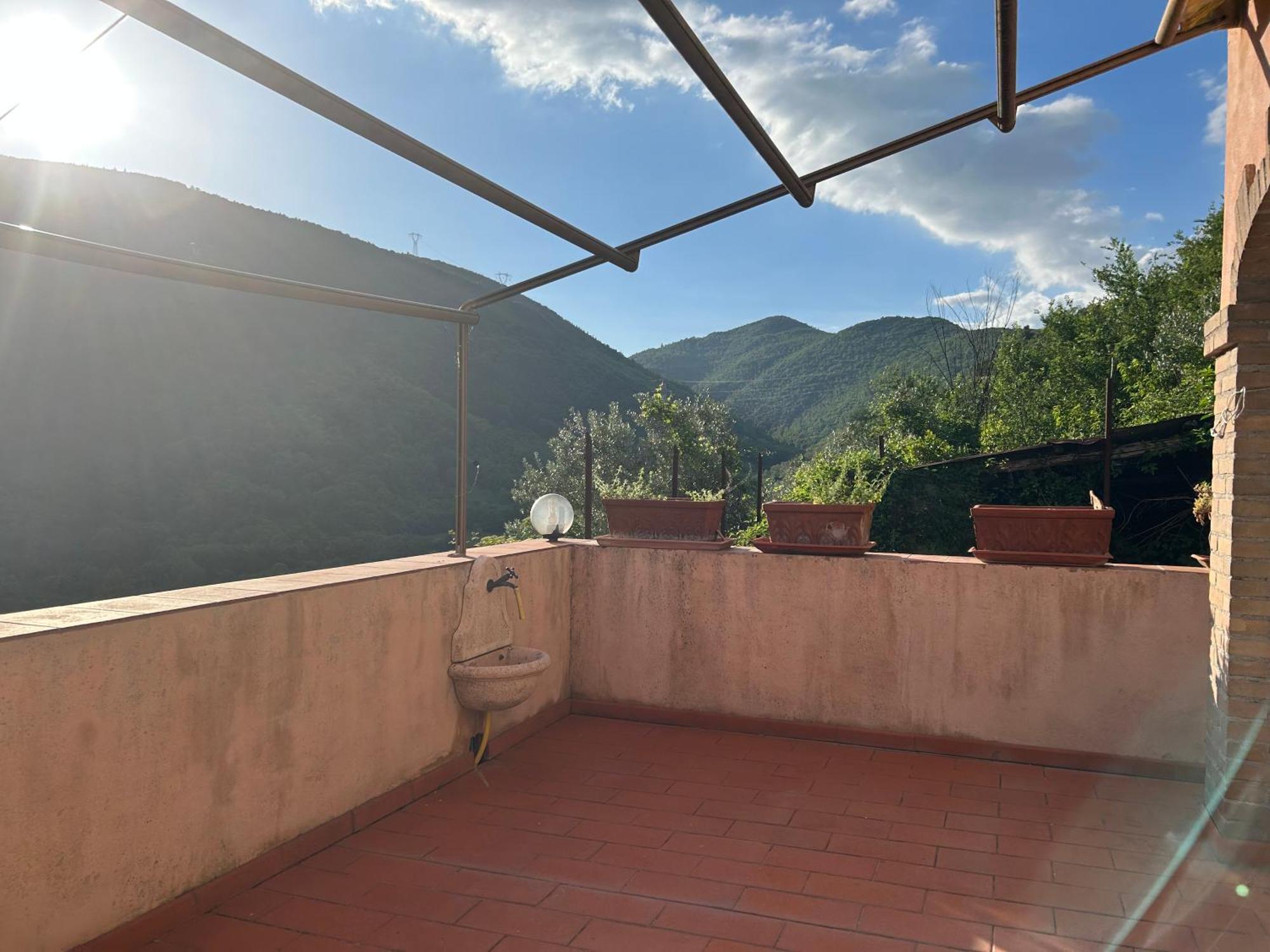 Casa Belvedere A Valle San Martino Di 스폴레토 외부 사진